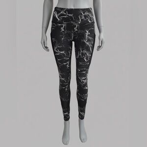 Elegant Black and White Marble Leggings